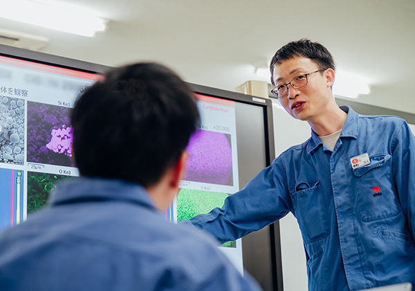 仕事風景 打ち合わせの様子