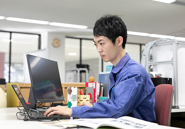 仕事風景 事業推進本部