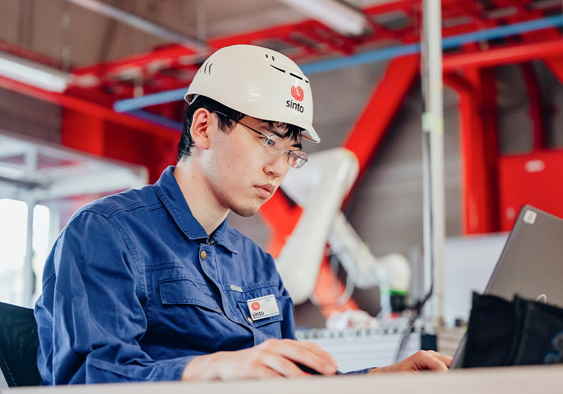 仕事風景 ロボットティーチングの様子